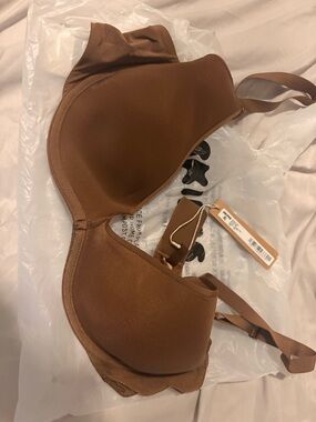 SKIMS Women’sSmooth Molded T-Shirt Bra — Brown